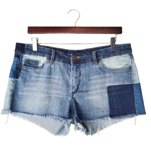 Blank NYC Cut Off Patchwork Denim Shorts - Picture 1 of 9